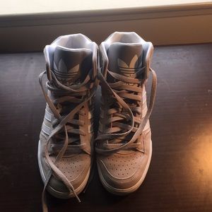 Adidas Suede Grey Hightop Extaball Shoe Sz 10 Wide